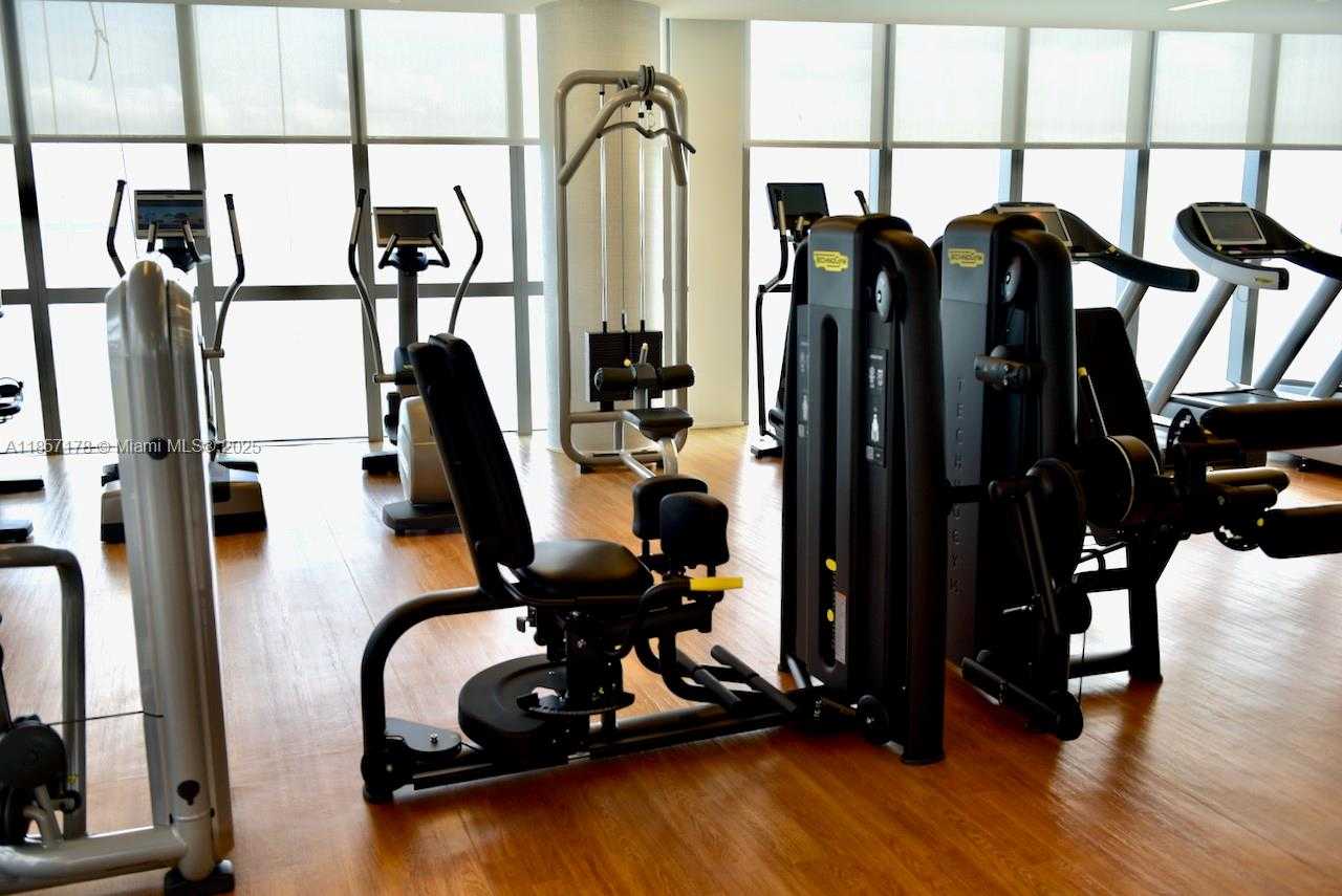 Imagen de Pequeño Objeto