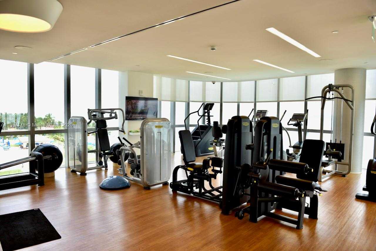 Imagen de Pequeño Objeto