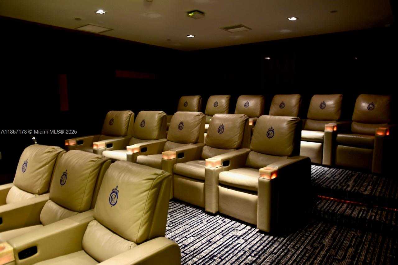 Imagen de Pequeño Objeto