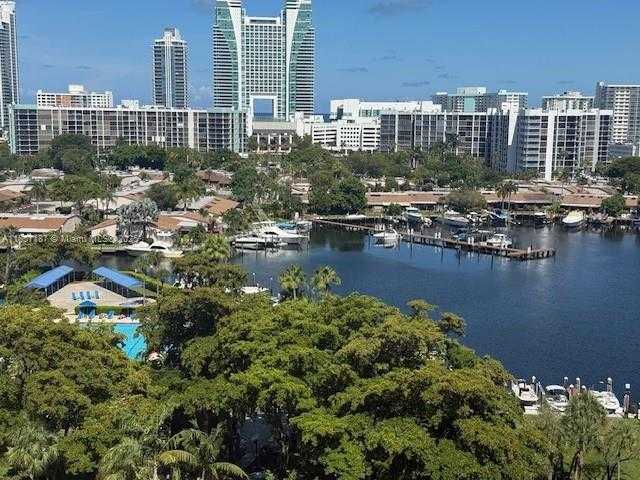 Small Image of 500 THREE ISLANDS BLVD #822, Hallandale Beach Number 7