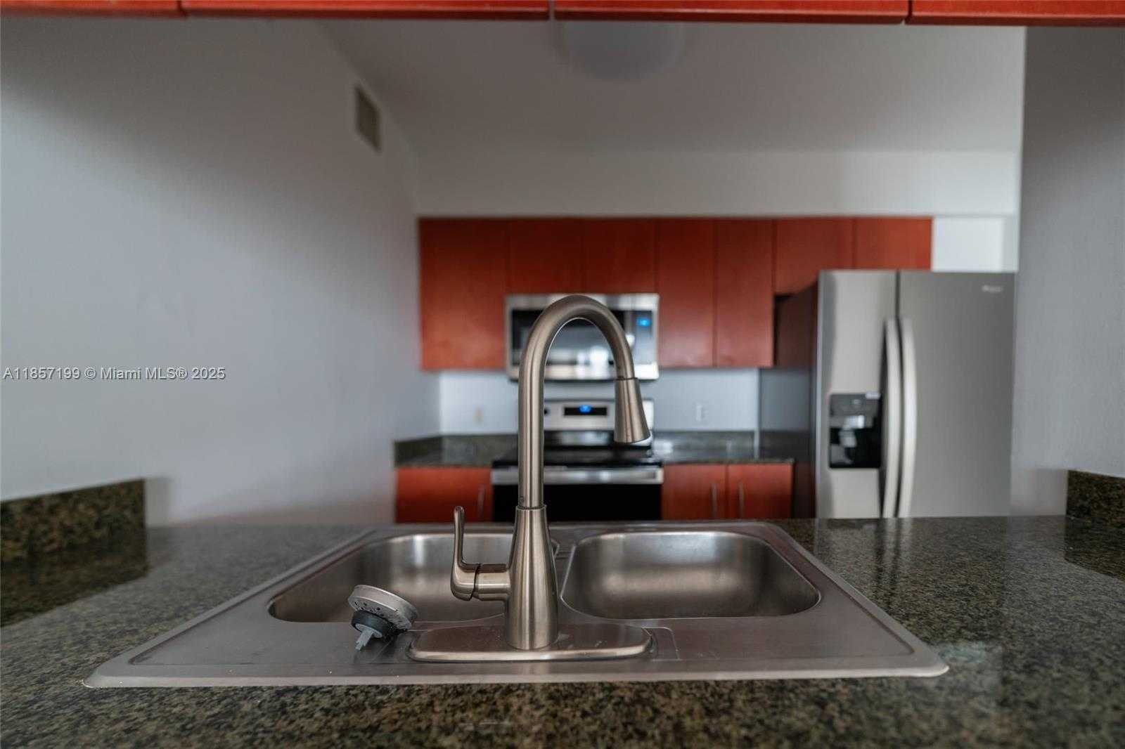 Small Image of 1200 BRICKELL BAY DR #4024, Miami Number 10