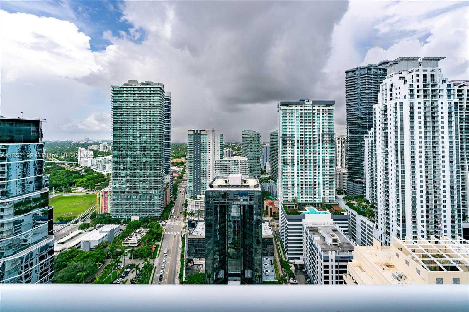 Small Image of 1200 BRICKELL BAY DR #4024, Miami Number 18