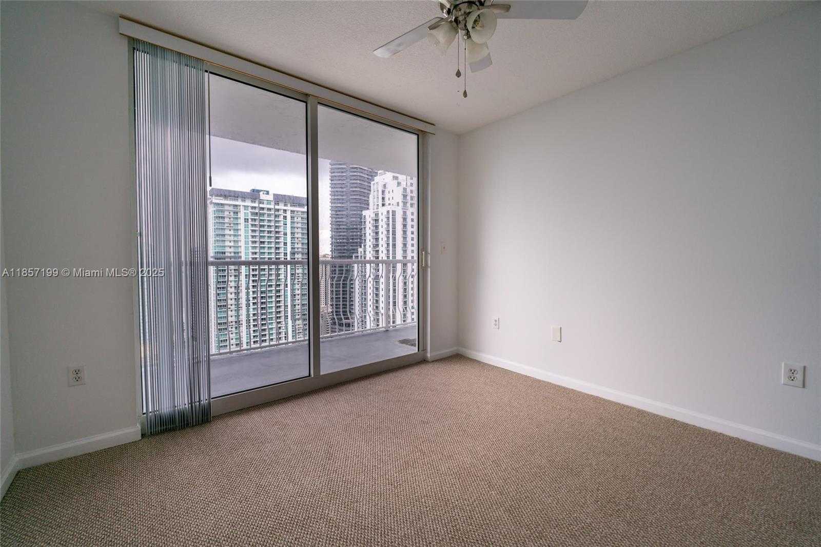Small Image of 1200 BRICKELL BAY DR #4024, Miami Number 31