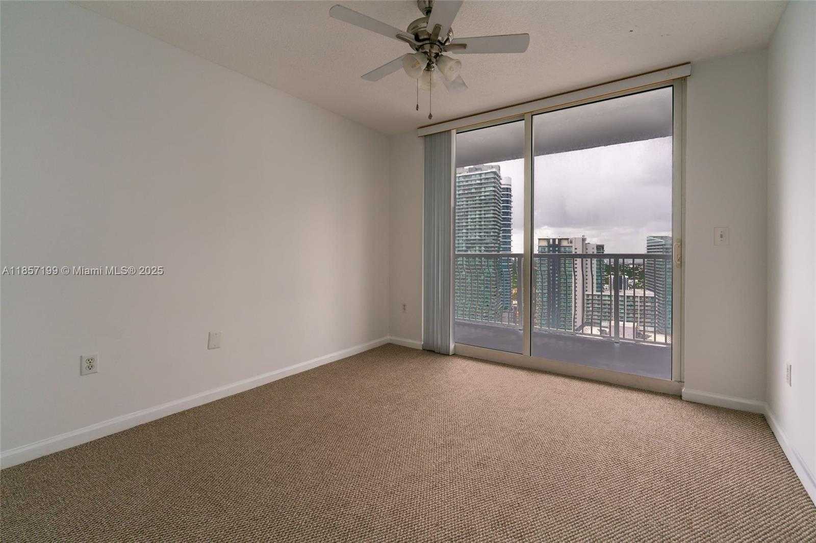 Small Image of 1200 BRICKELL BAY DR #4024, Miami Number 32