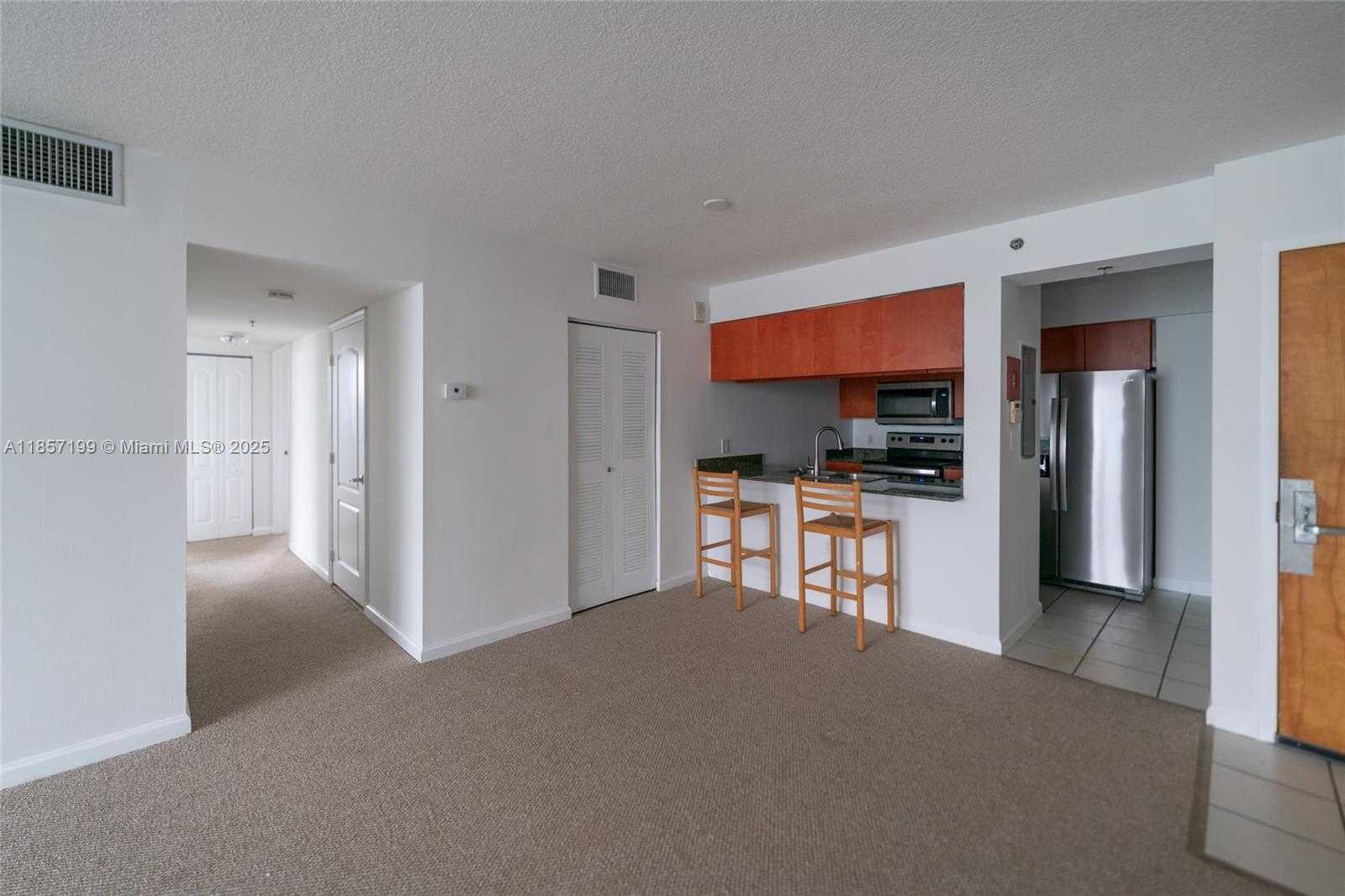Small Image of 1200 BRICKELL BAY DR #4024, Miami Number 33