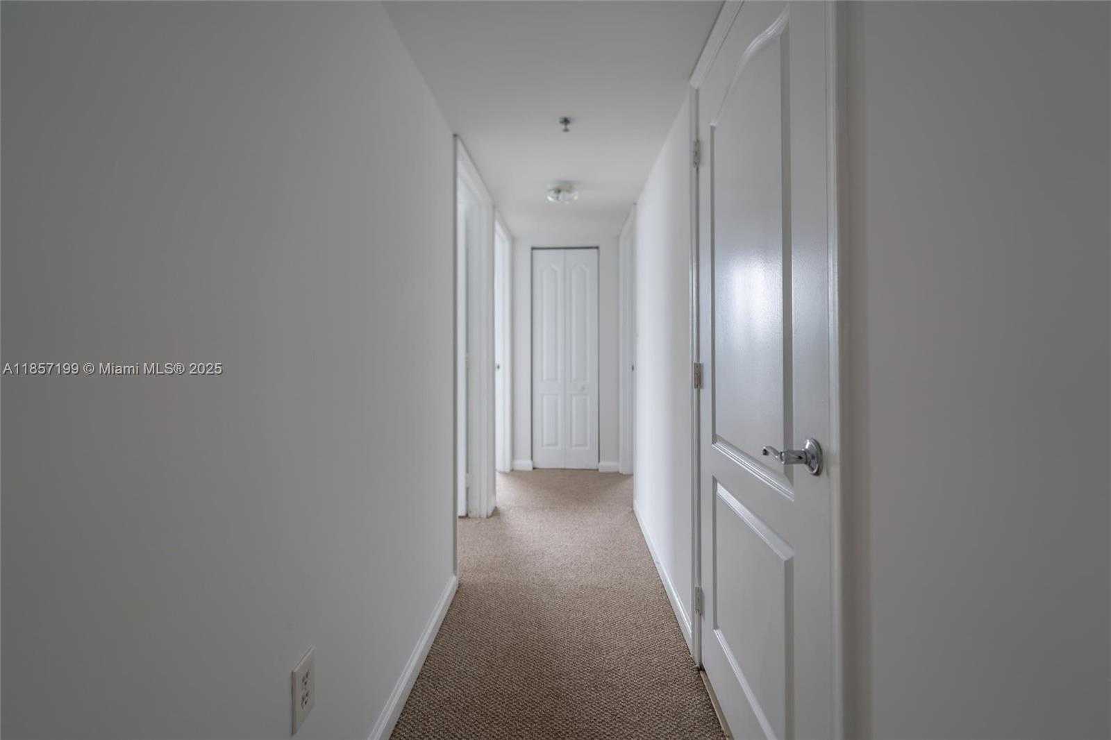 Small Image of 1200 BRICKELL BAY DR #4024, Miami Number 9