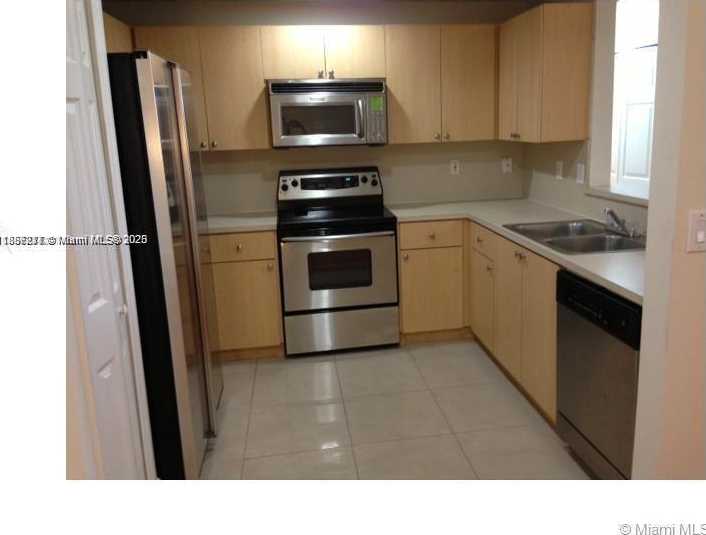 Small Image of 6740 NORTH WEST 114TH AVE #728, Doral Number 7