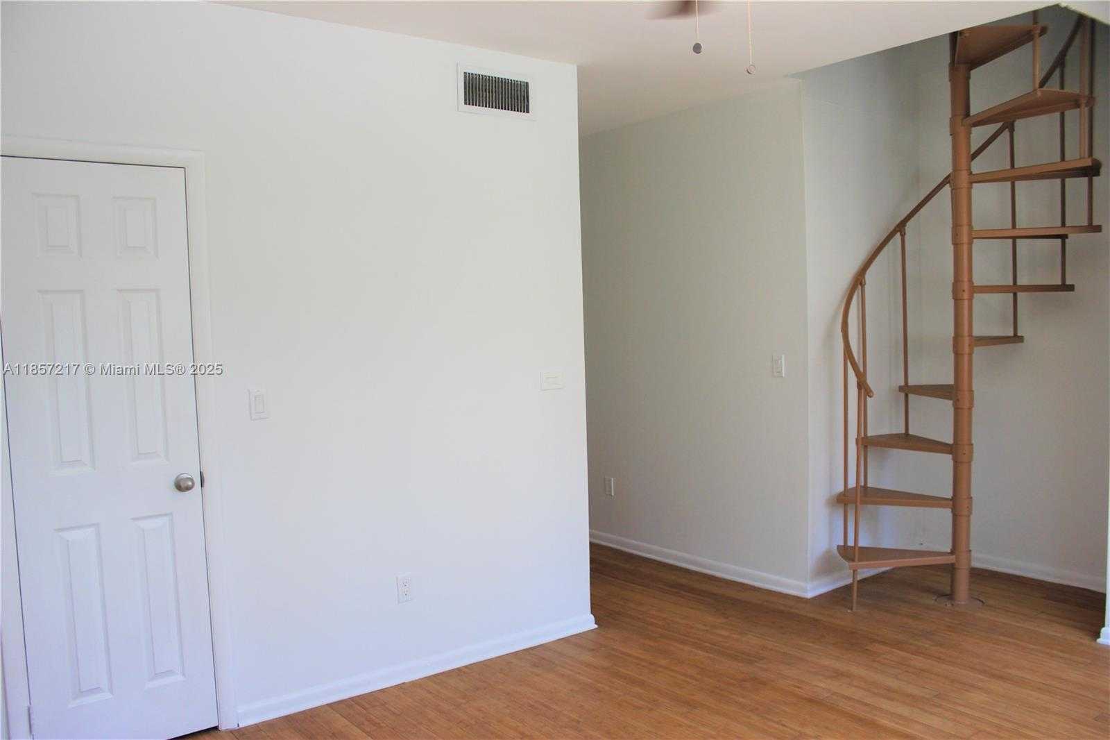 Small Image of 8958 COLLINS AVE #3, Surfside Number 13