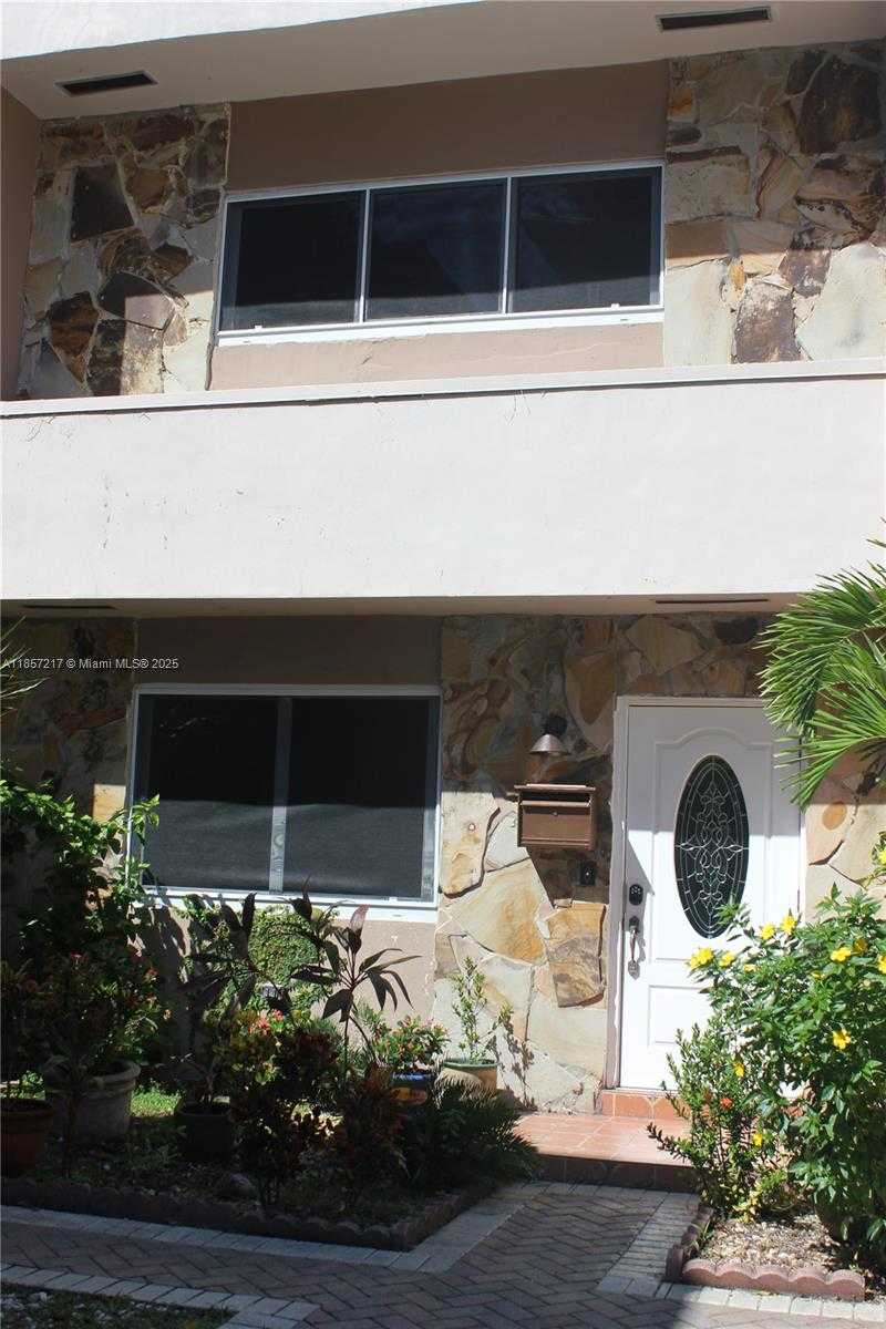 Small Image of 8958 COLLINS AVE #3, Surfside Number 18