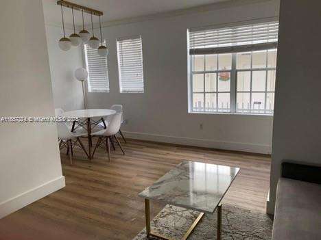 Small Image of 605 EUCLID AVE #101, Miami Beach Number 2