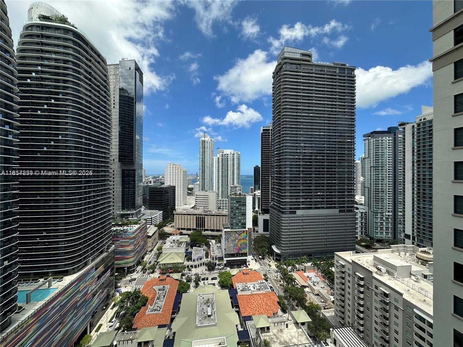 Small Image of 31 SOUTH EAST 5TH ST #3912, Miami Number 15