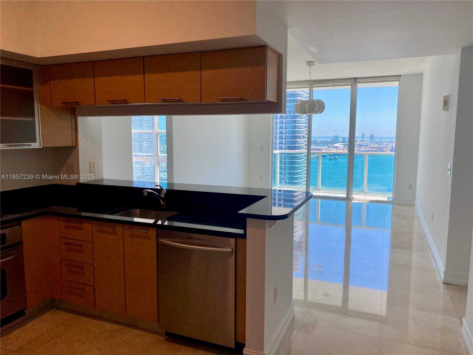 Small Image of 31 SOUTH EAST 5TH ST #3912, Miami Number 2