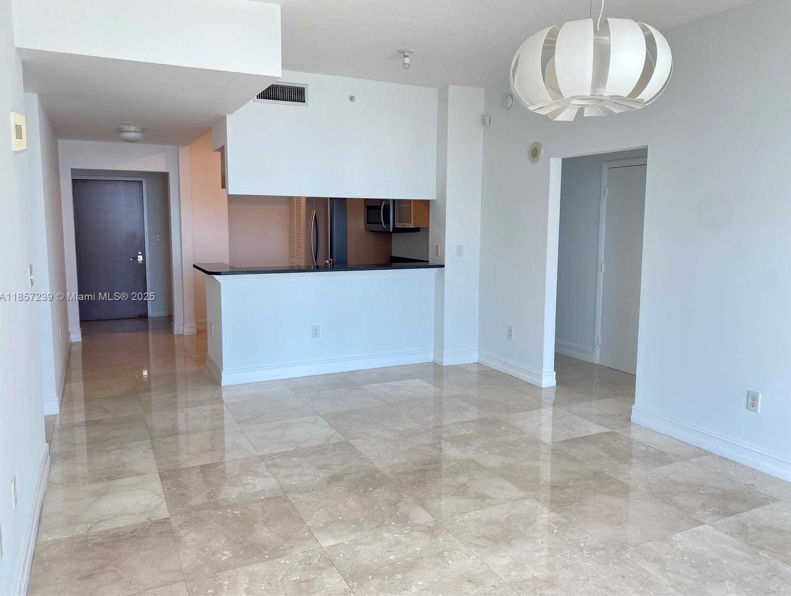 Small Image of 31 SOUTH EAST 5TH ST #3912, Miami Number 3