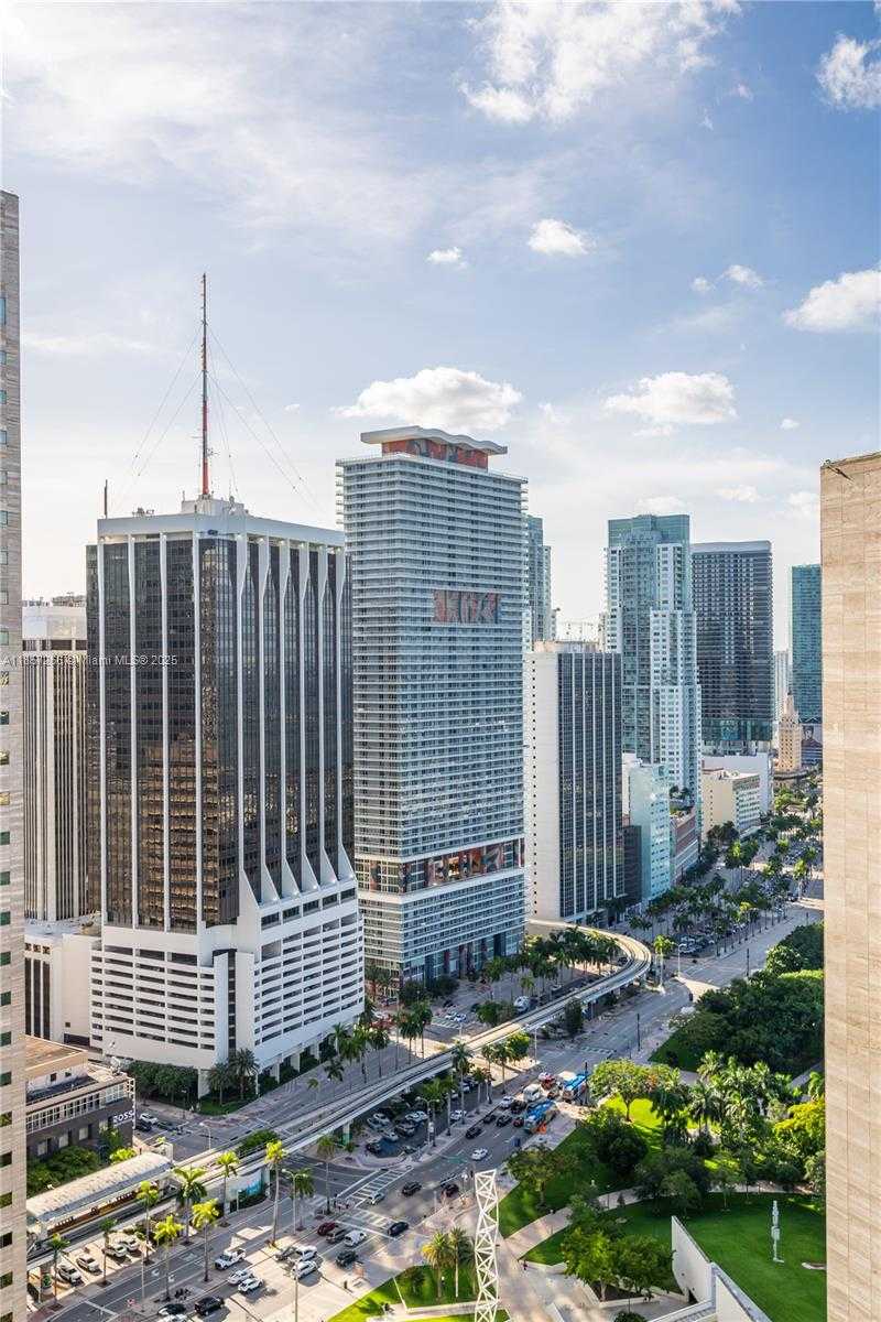 Small Image of 335 SOUTH BISCAYNE BL #3604, Miami Number 16