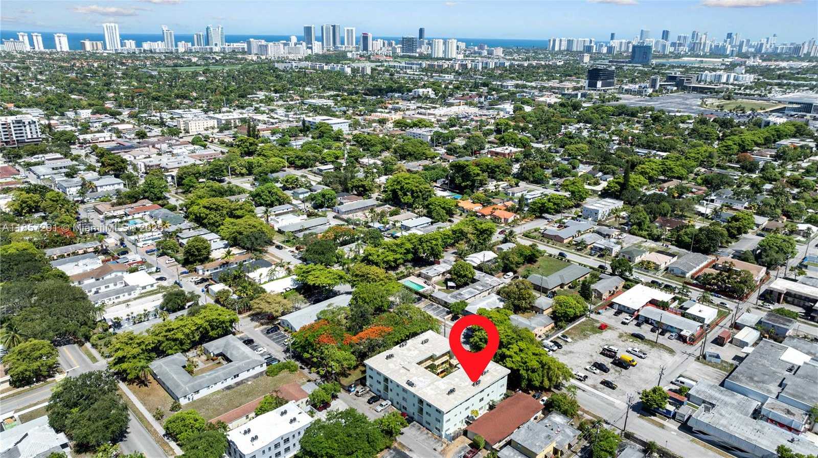 Small Image of 2031 DEWEY ST #302, Hollywood Number 9