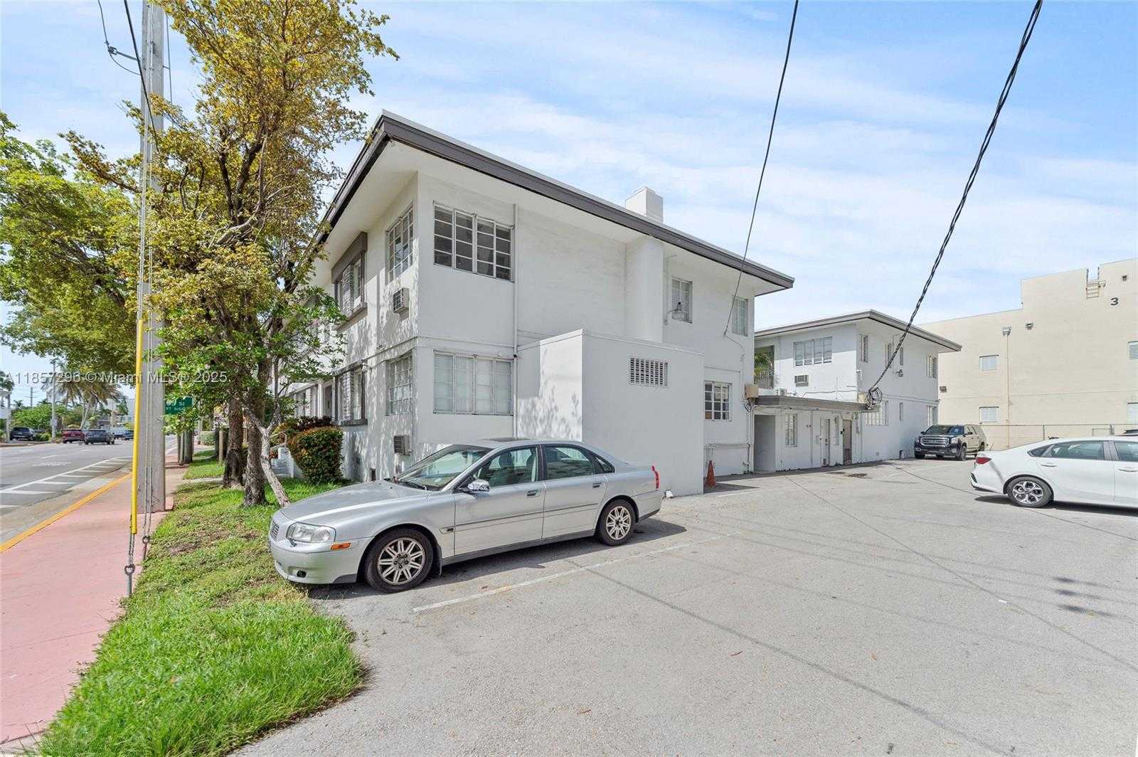 Small Image of 301 86TH ST #101, Miami Beach Number 26