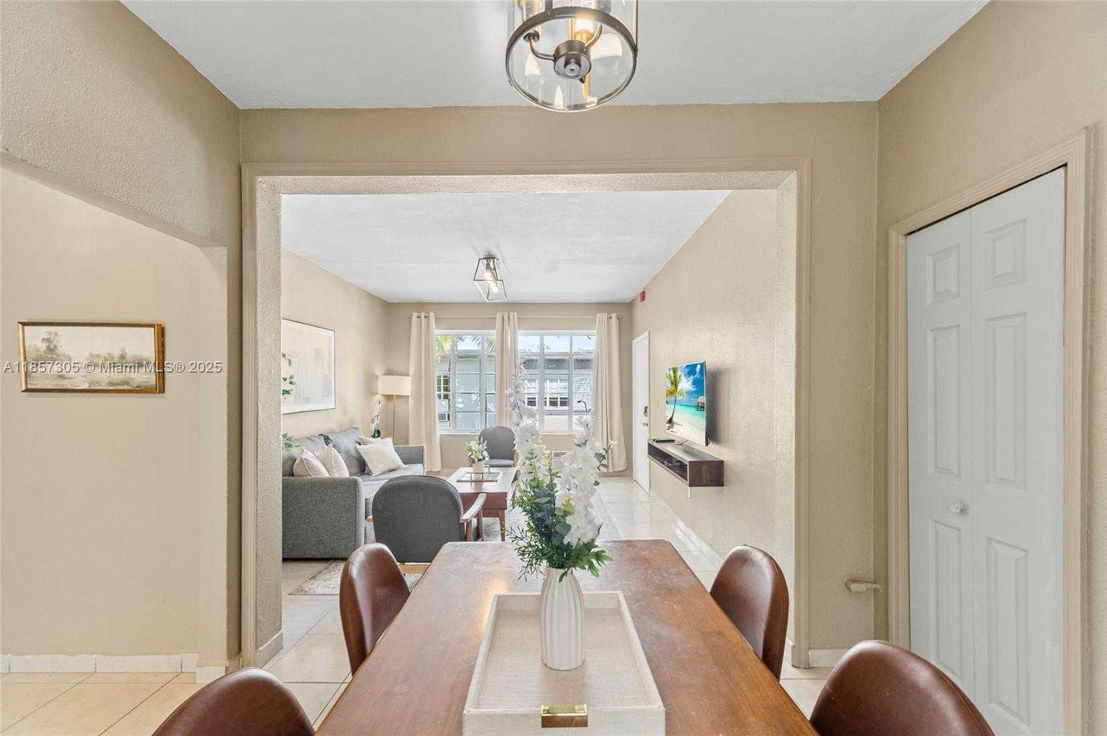 Small Image of 301 86TH ST #102, Miami Beach Number 13