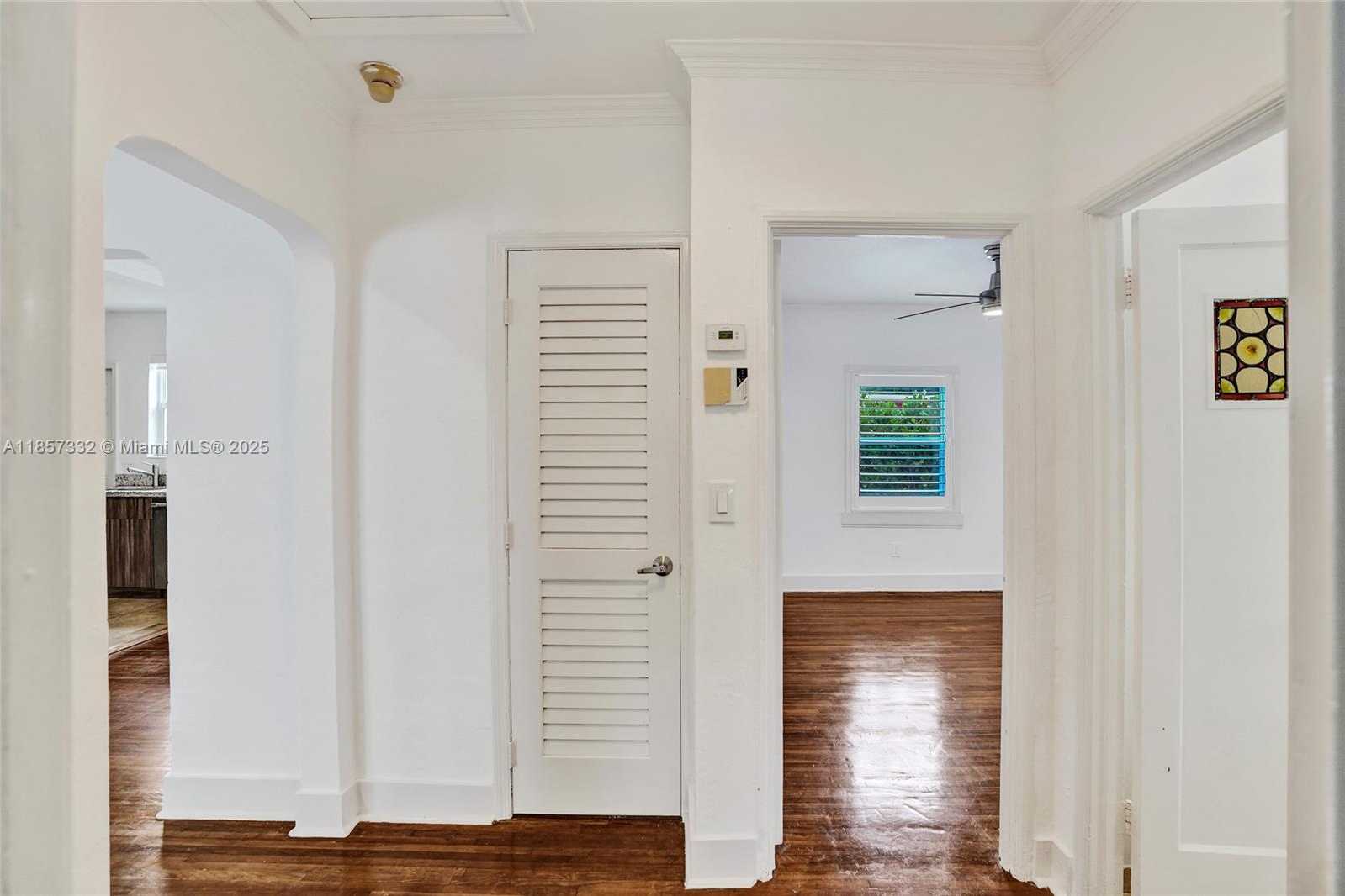 Small Image of 1077 CORTEZ ST, Coral Gables Number 21