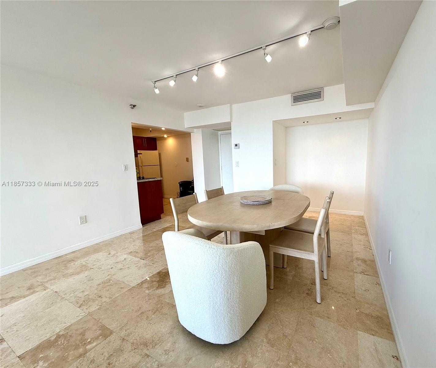 Small Image of 20505 EAST COUNTRY CLUB DR #1432, Aventura Number 20