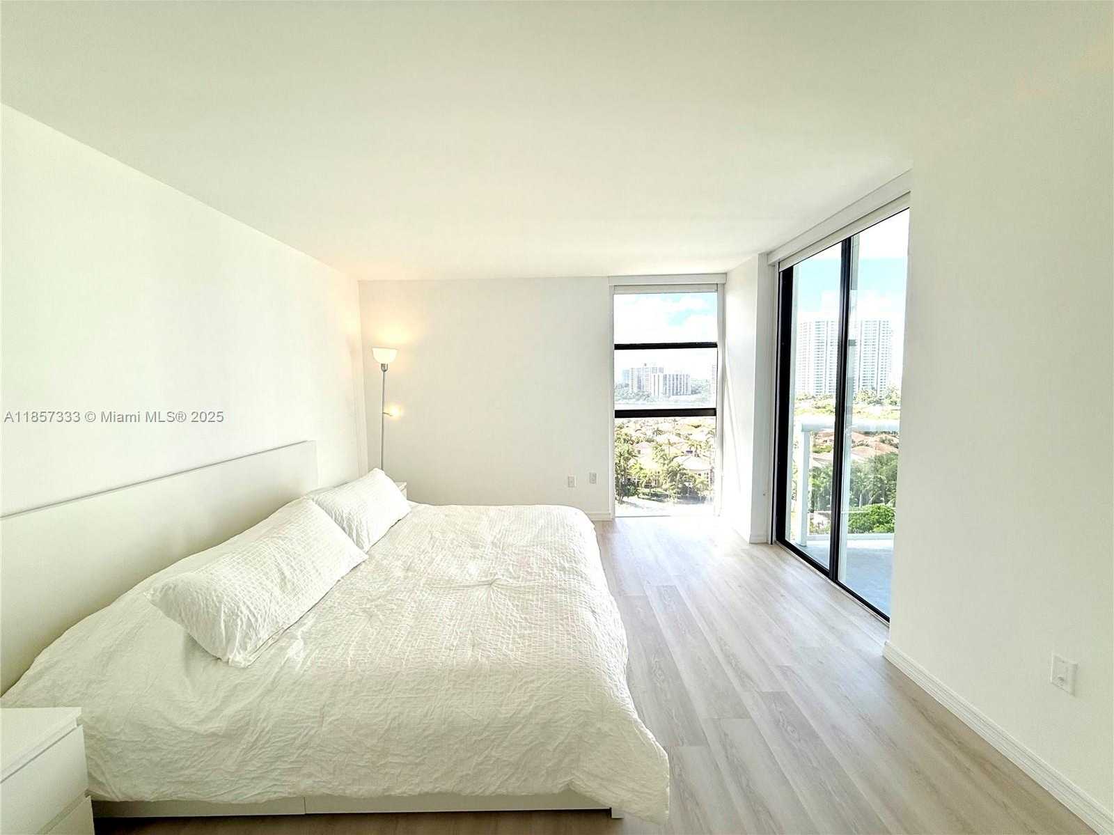 Small Image of 20505 EAST COUNTRY CLUB DR #1432, Aventura Number 26