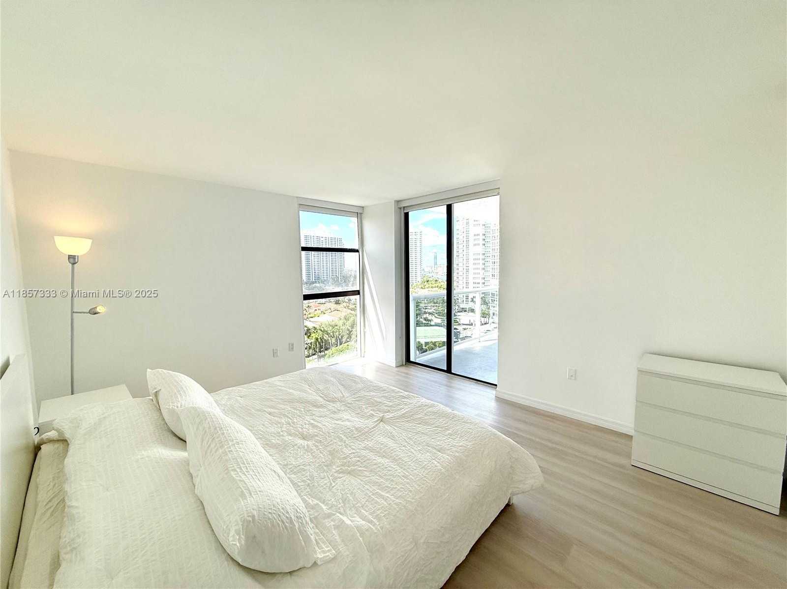 Small Image of 20505 EAST COUNTRY CLUB DR #1432, Aventura Number 28