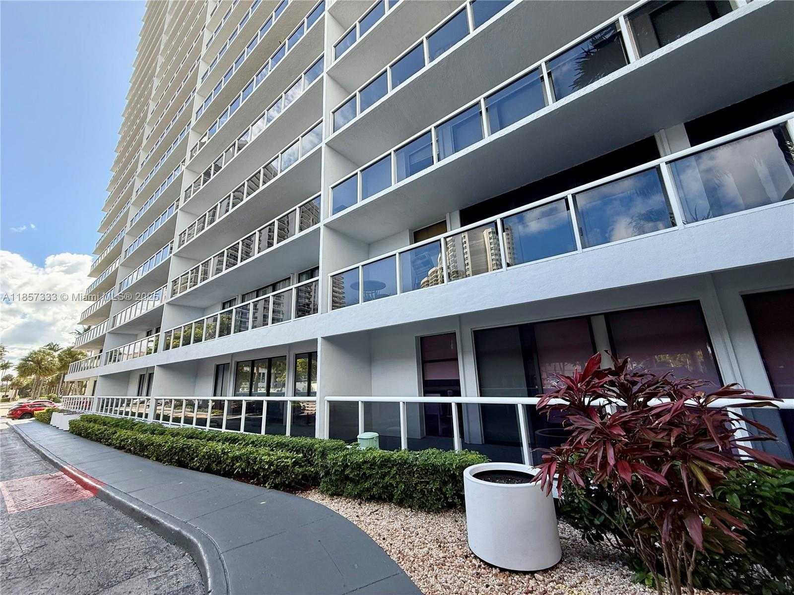 Small Image of 20505 EAST COUNTRY CLUB DR #1432, Aventura Number 43