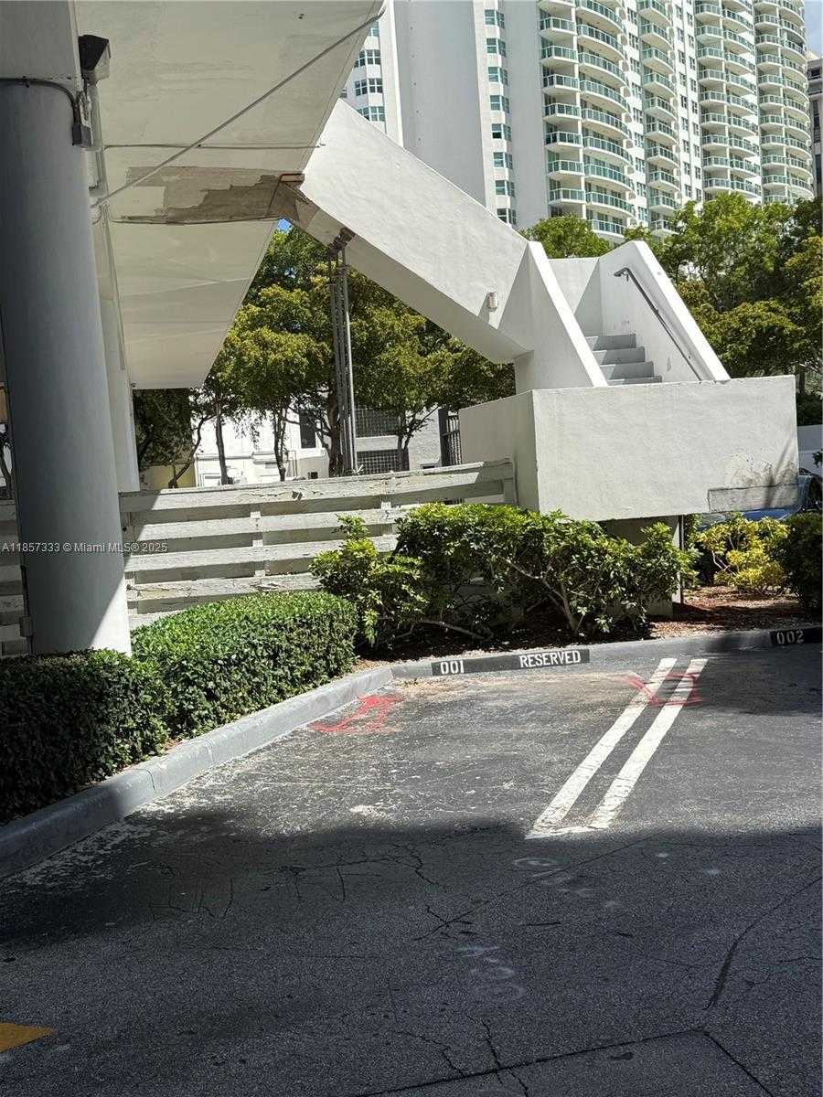 Small Image of 20505 EAST COUNTRY CLUB DR #1432, Aventura Number 50