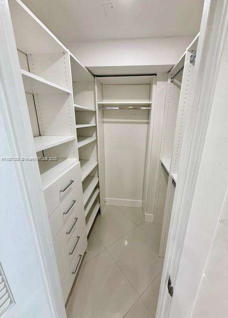 Small Image of 10275 COLLINS AVE #1503, Bal Harbour Number 14