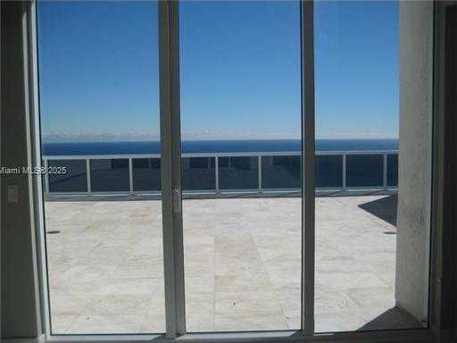 Small Image of 1850 SOUTH OCEAN DR (2 STORIES) #PH4402, Hallandale Beach Number 13