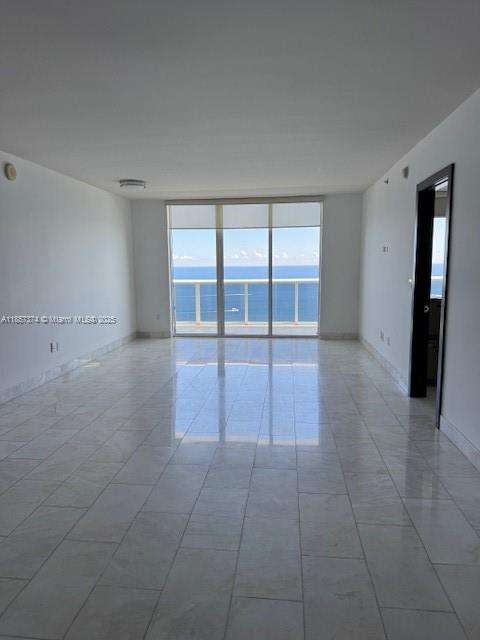 Small Image of 1850 SOUTH OCEAN DR (2 STORIES) #PH4402, Hallandale Beach Number 4