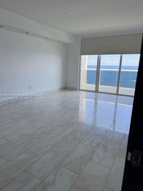Small Image of 1850 SOUTH OCEAN DR (2 STORIES) #PH4402, Hallandale Beach Number 5