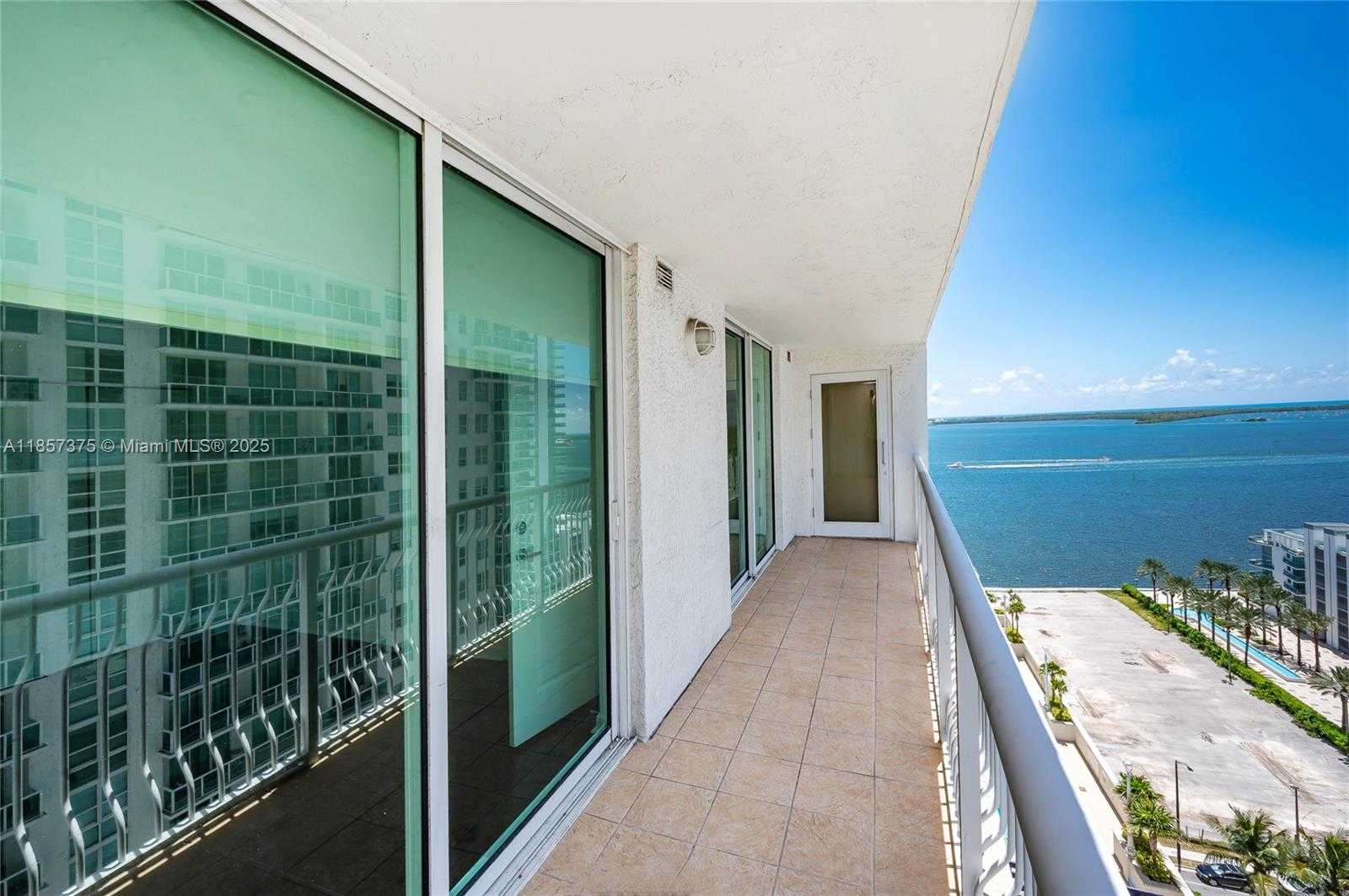 Small Image of 1200 BRICKELL BAY DR #2015, Miami Number 3