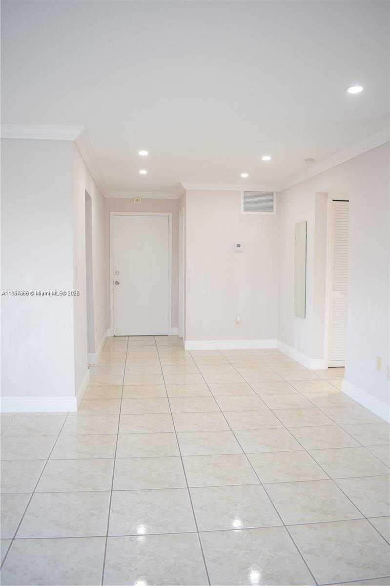 Small Image of 1020 94TH ST #301, Bay Harbor Islands Number 10