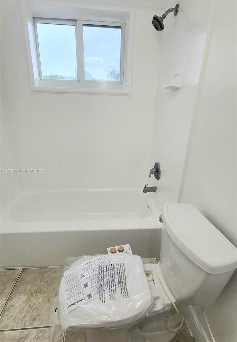 Small Image of 1020 94TH ST #301, Bay Harbor Islands Number 27