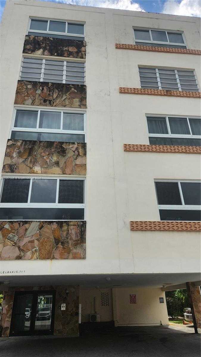 Small Image of 1020 94TH ST #301, Bay Harbor Islands Number 45