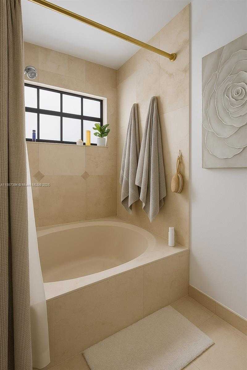 Small Image of Aventura Number 14