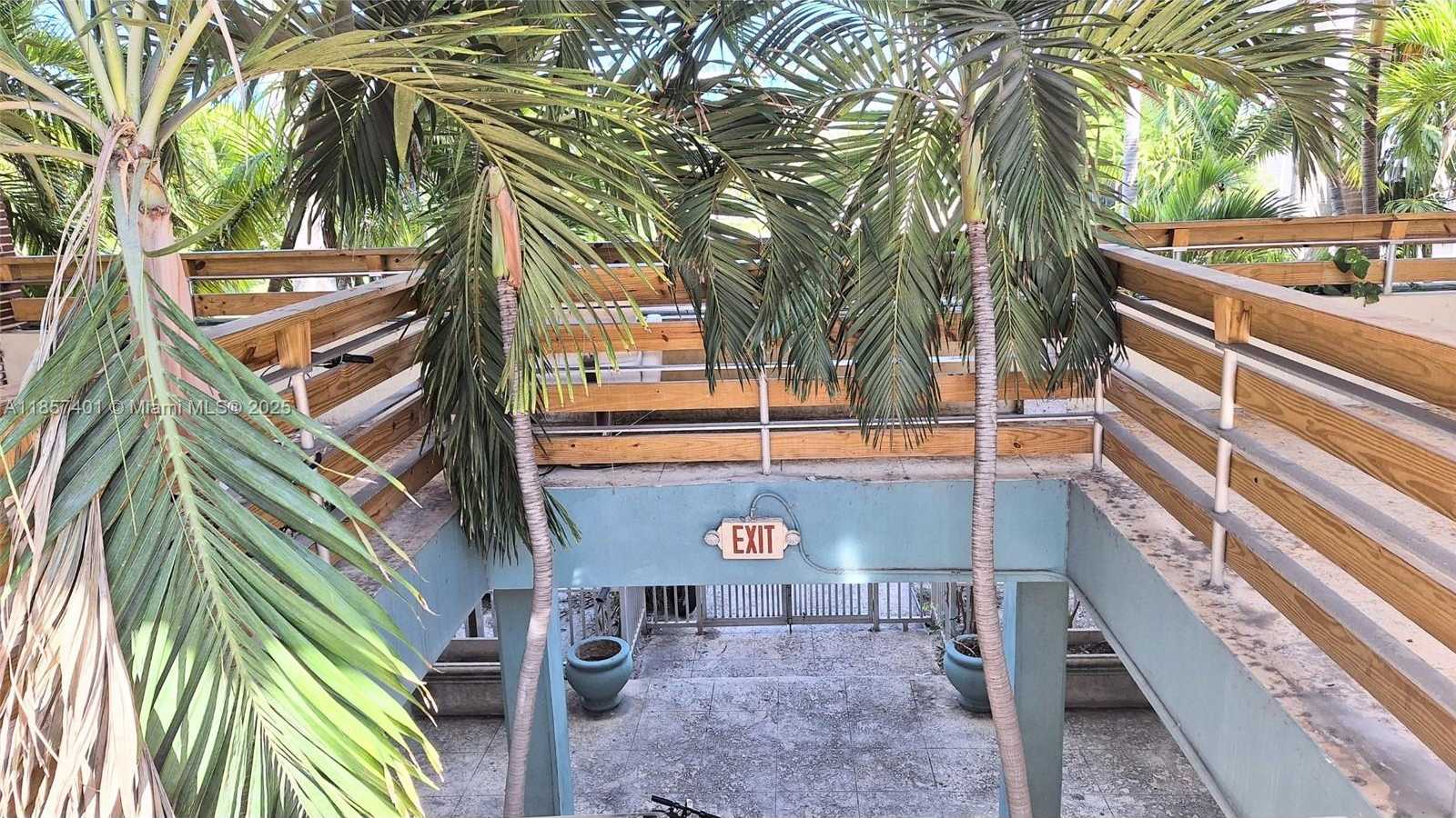 Small Image of 1770 MERIDIAN AVE #207, Miami Beach Number 24