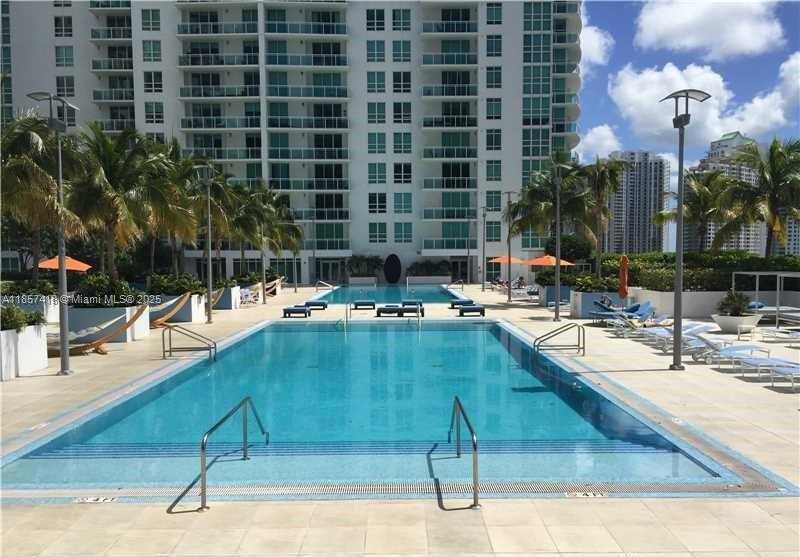Small Image of 950 WEST BRICKELL BAY DR #2300, Miami Number 16