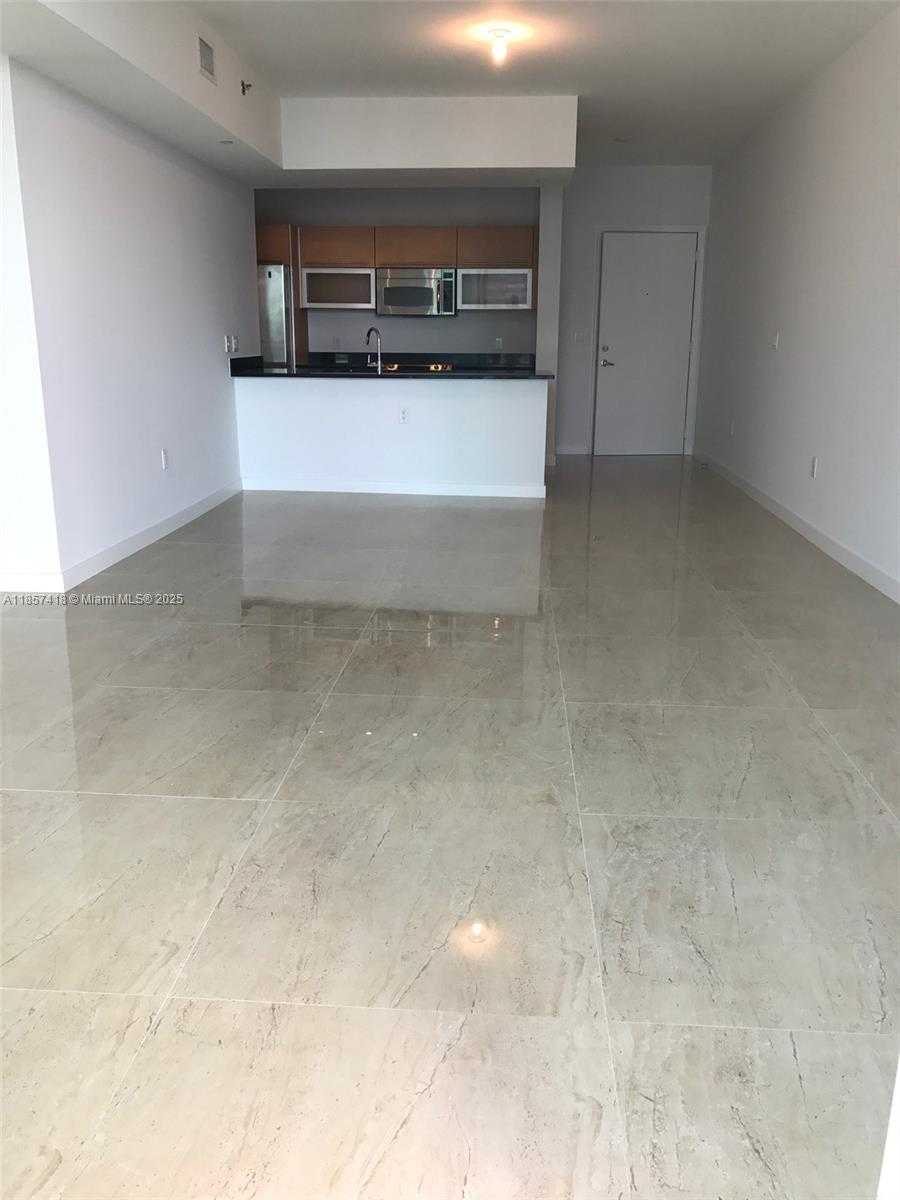 Small Image of 950 WEST BRICKELL BAY DR #2300, Miami Number 5