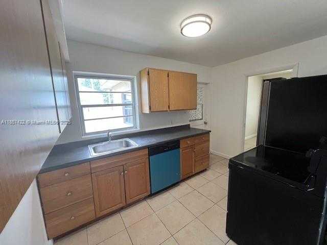 Small Image of 5770 SOUTH WEST 60TH ST #5770, Miami Number 7