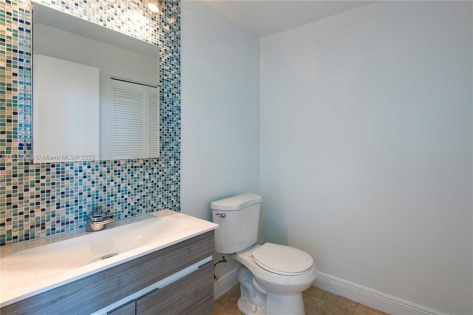 Small Image of 888 BISCAYNE BLVD #1010, Miami Number 10