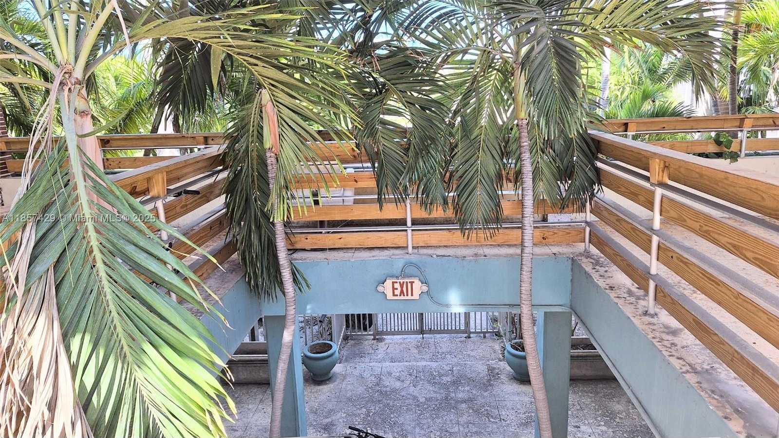 Small Image of 1770 MERIDIAN AVE #213, Miami Beach Number 7
