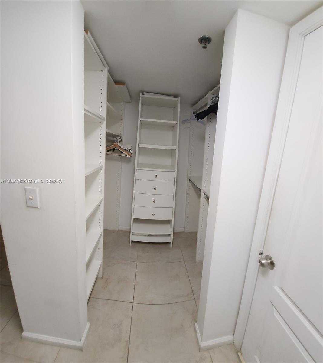 Small Image of 1200 EAST BRICKELL BAY DR #3304, Miami Number 6