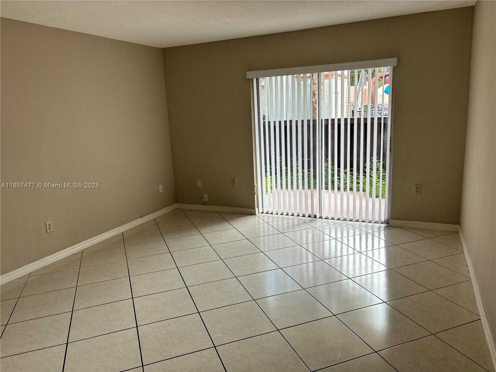 Small Image of 10748 NORTH KENDALL DR #N-19, Miami Number 10