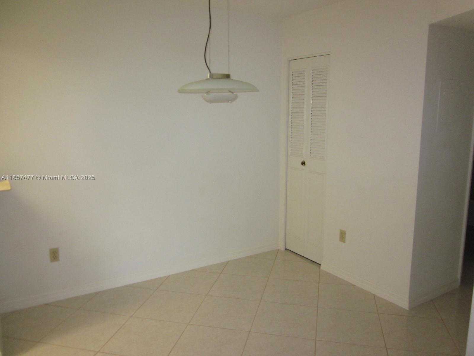 Small Image of 10748 NORTH KENDALL DR #N-19, Miami Number 15