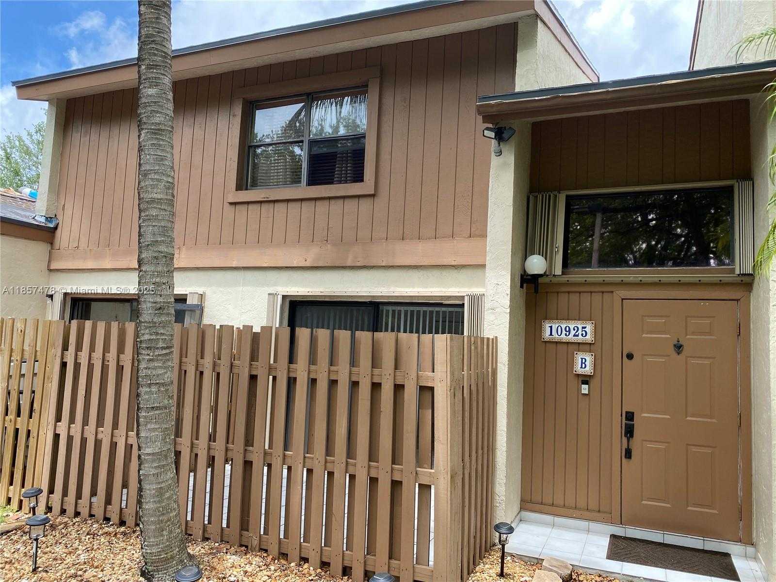 Small Image of 10925 SOUTH WEST 113TH PL #72B, Miami Number 2