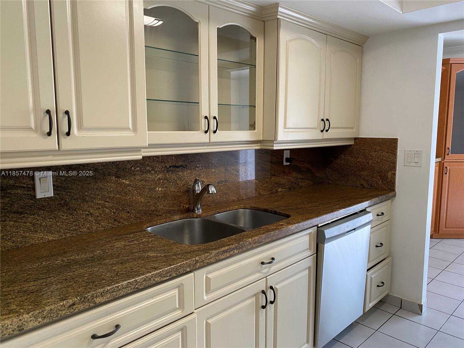 Small Image of 10925 SOUTH WEST 113TH PL #72B, Miami Number 5