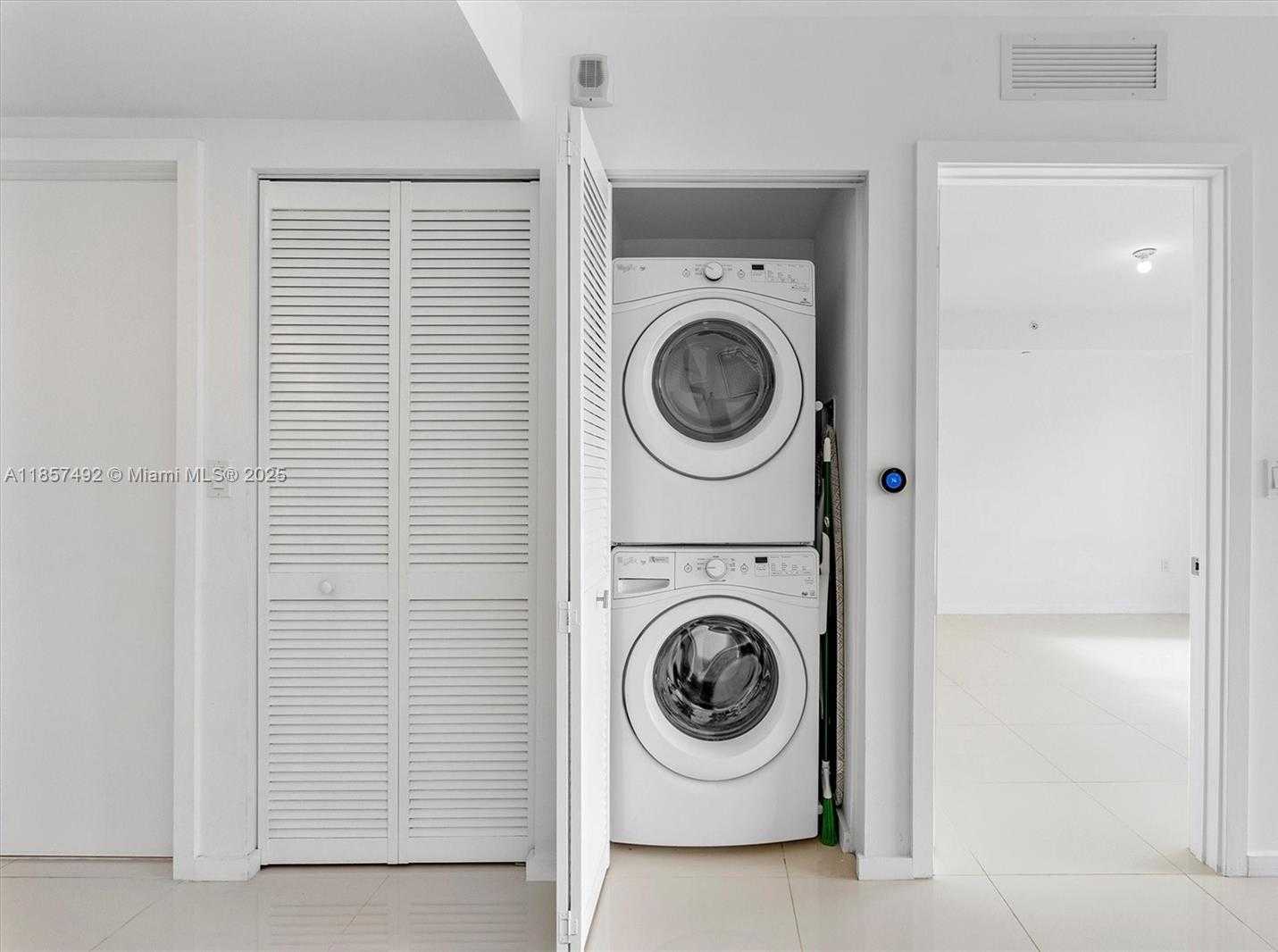 Small Image of 5252 NORTH WEST 85TH AVE #1207, Doral Number 13