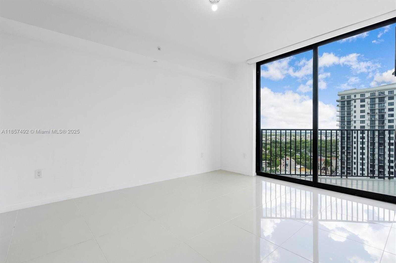 Small Image of 5252 NORTH WEST 85TH AVE #1207, Doral Number 6