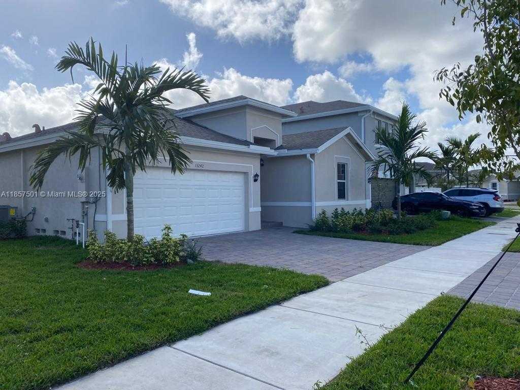 Small Image of 13242 SOUTH WEST 270 TER #13242, Homestead Number 2